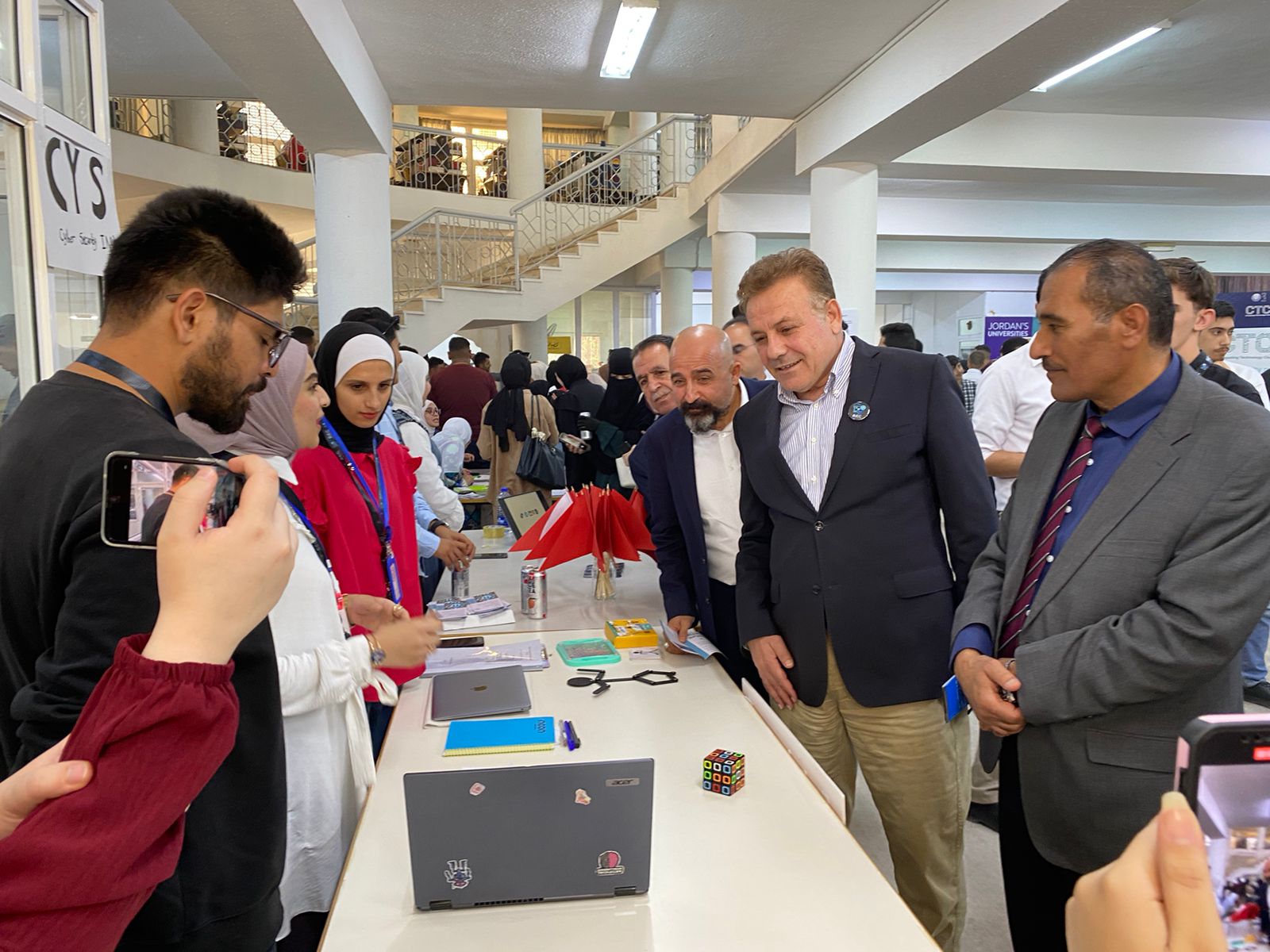 جامعة إربد الأهلية تنظم فعالية SEC EXPO لتعزيز ربط التعليم الأكاديمي باحتياجات سوق العمل