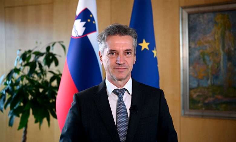 رئيس وزراء سلوفينيا يصل الى عمان