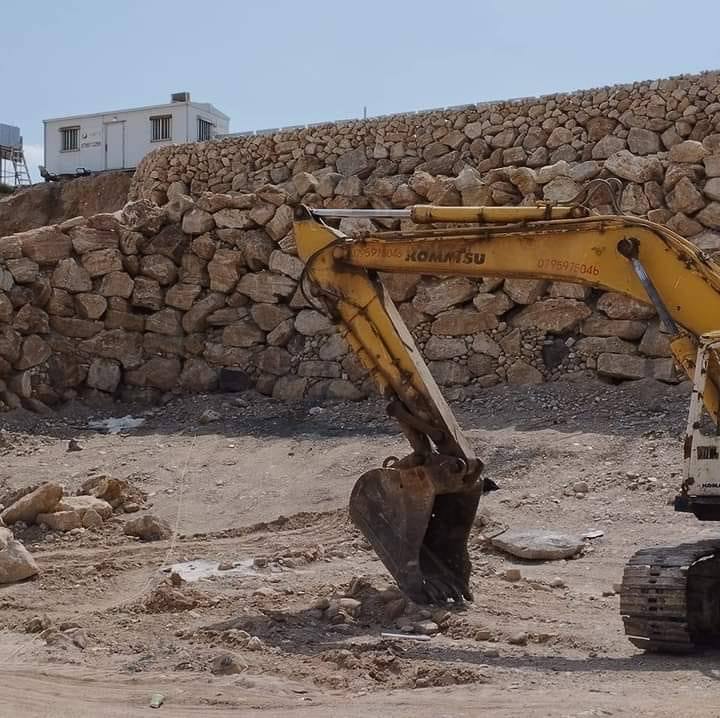 بدء حفريات بناء مسجد جامعة عجلون الوطنية ..  وفتح باب التبرع