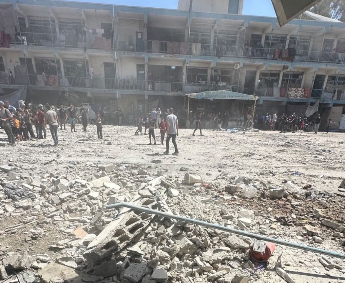 لازاريني: إسرائيل قصفت مدرسة أونروا في النصيرات بدون إنذار 