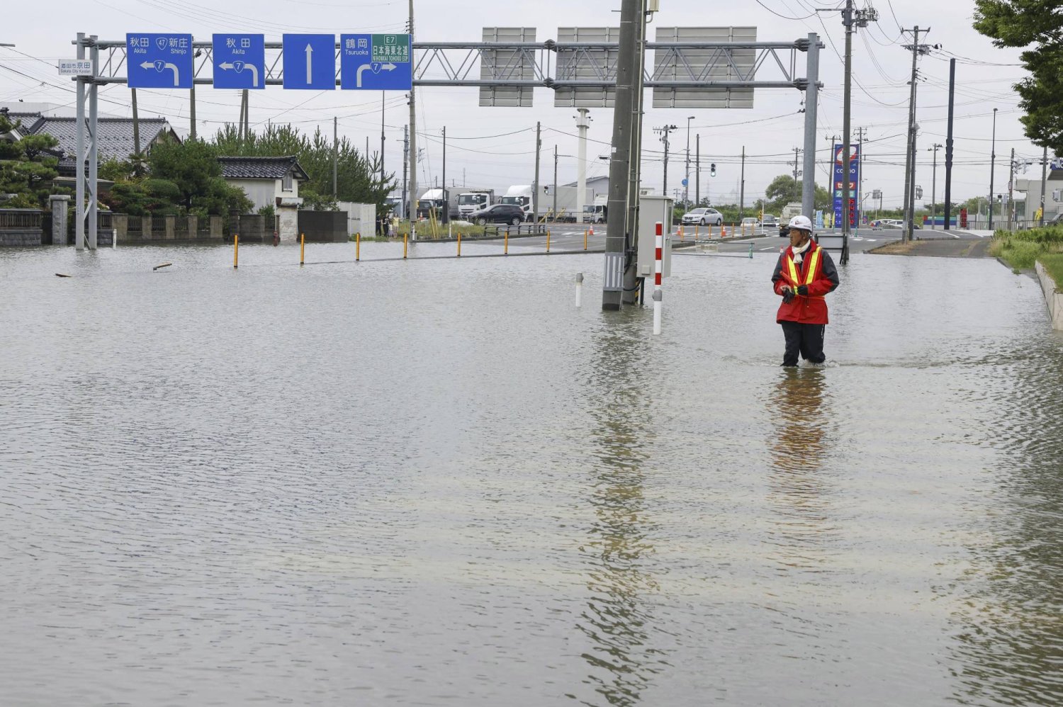 وفاتان جراء الأمطار في اليابان ..  وإجلاء 4 آلاف شخص
