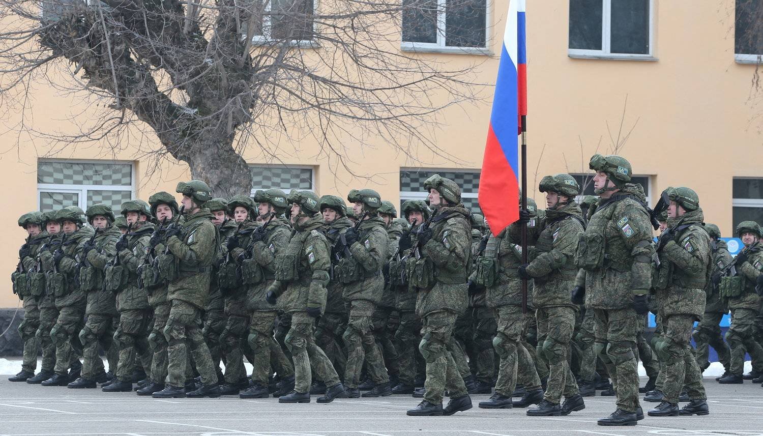 إرسال اكثر من 10 آلاف مجنّس روسي لحبهة القتال 