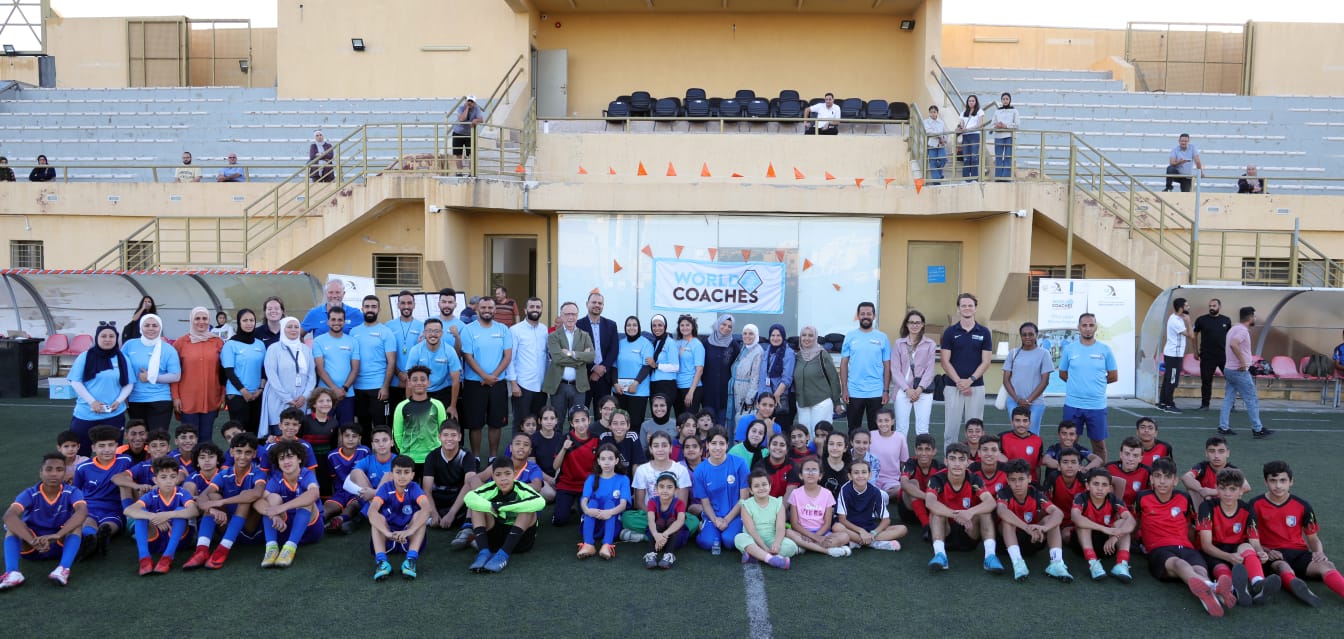 جهد والاتحاد الملكي الهولندي لكرة القدم ينفذان بطولة رياضية في عمان