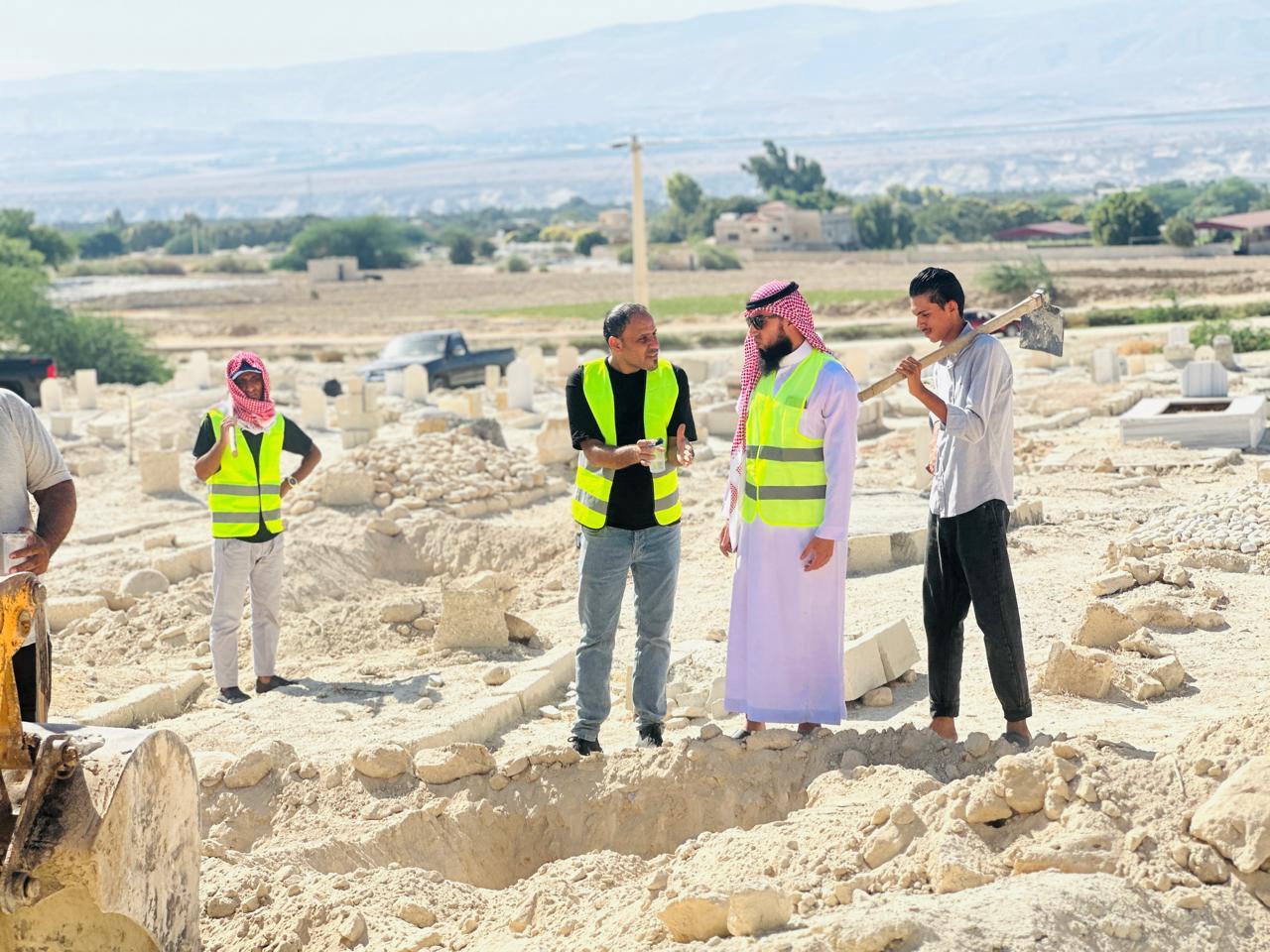 فينا الخير تقوم بخدمة مقبرة الكرامة بالشونة الجنوبية 