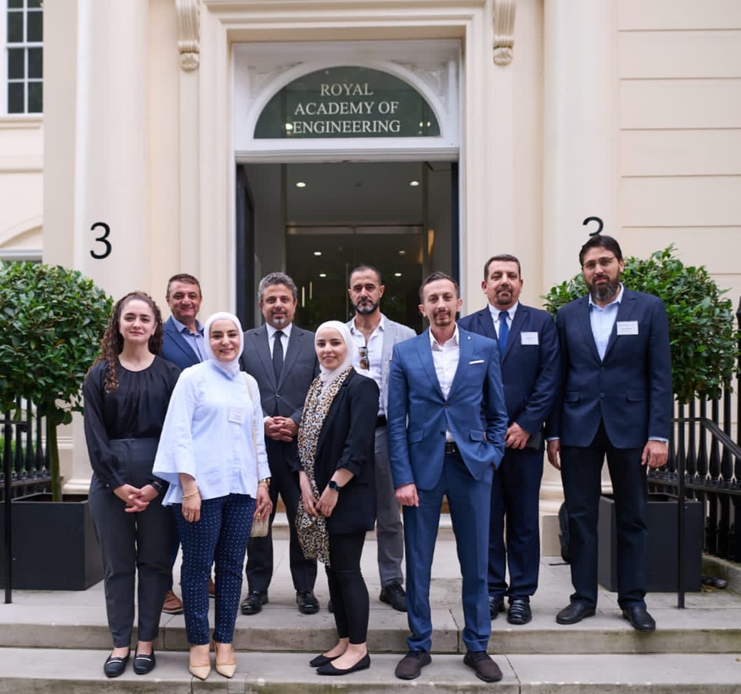 المشاركون الأردنيون في زمالات القادة ينهون تدريبهم في لندن