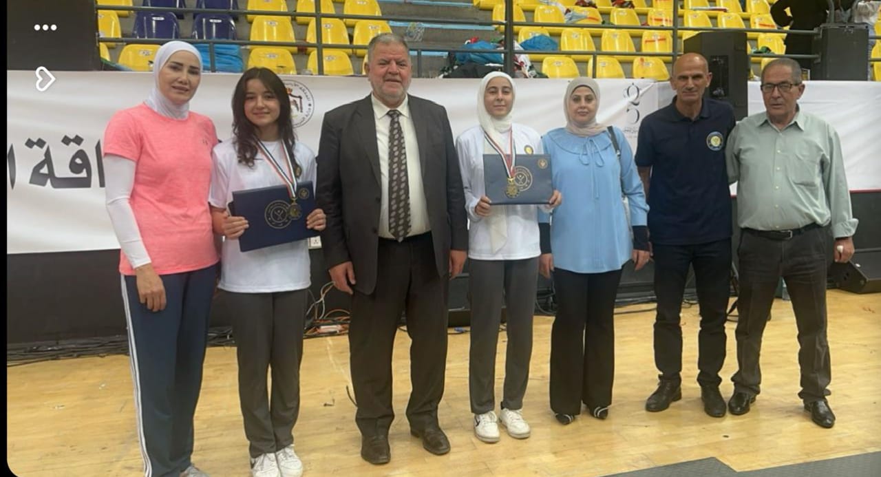 الطالبتان عبيدات والخالدي تفوزان بجائزة الملك عبدالله للياقة البدنية في بني كنانة 