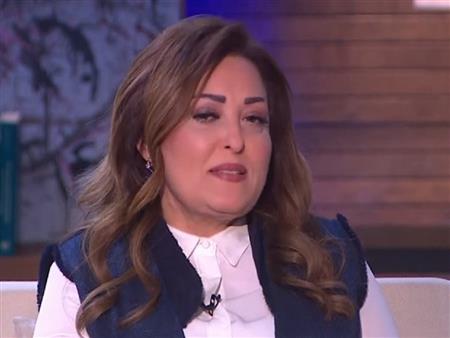 نجاة الفنانة المصرية نهال عنبر من موت محقق إثر حريق اندلع في منزلها