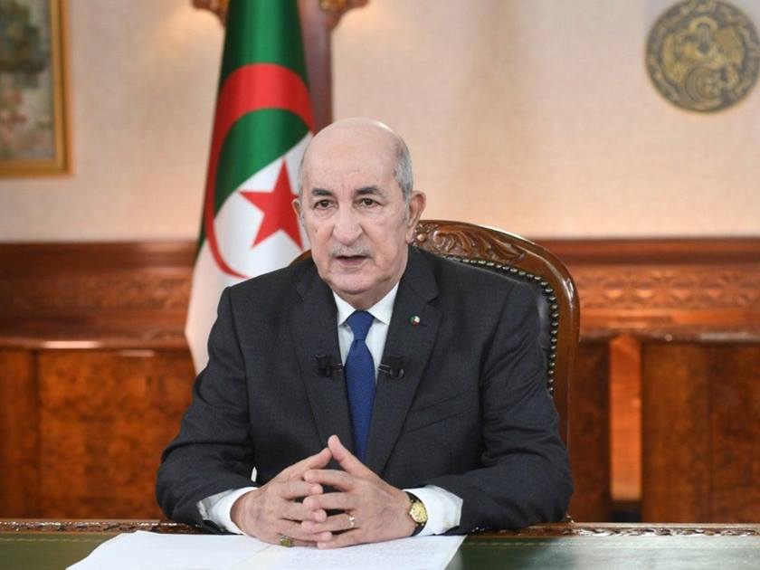 الرئيس الجزائري يدعو إلى انتخابات رئاسية في أيلول 