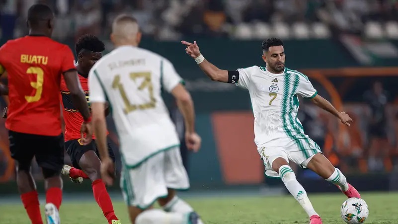 محرز يرد على مدرب الجزائر: رغبت في التواجد مع المنتخب