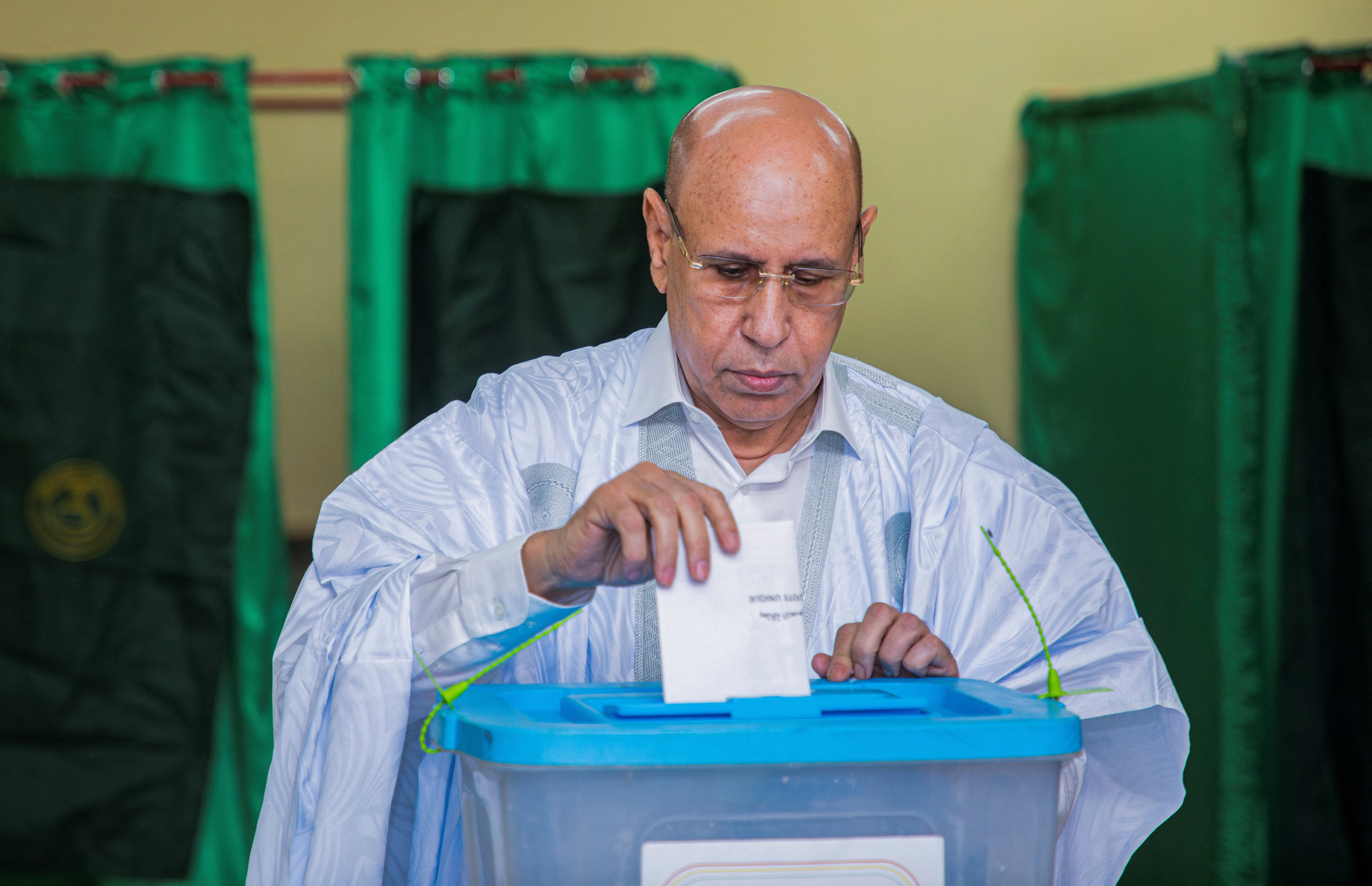 نتائج أولية ..  الغزواني يتصدر نتائج الانتخابات الرئاسية الموريتانية
