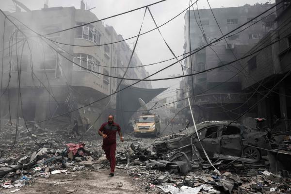 6 شهداء ومصابون في قصف الاحتلال مواقع بقطاع غزة