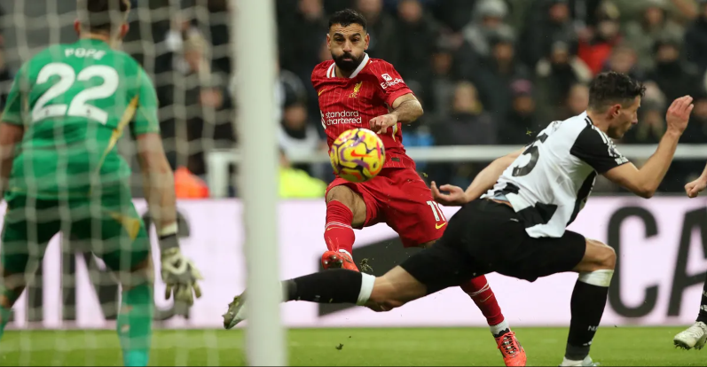 متفوقا على واين روني ..  محمد صلاح يسجل رقما قياسيا جديدا