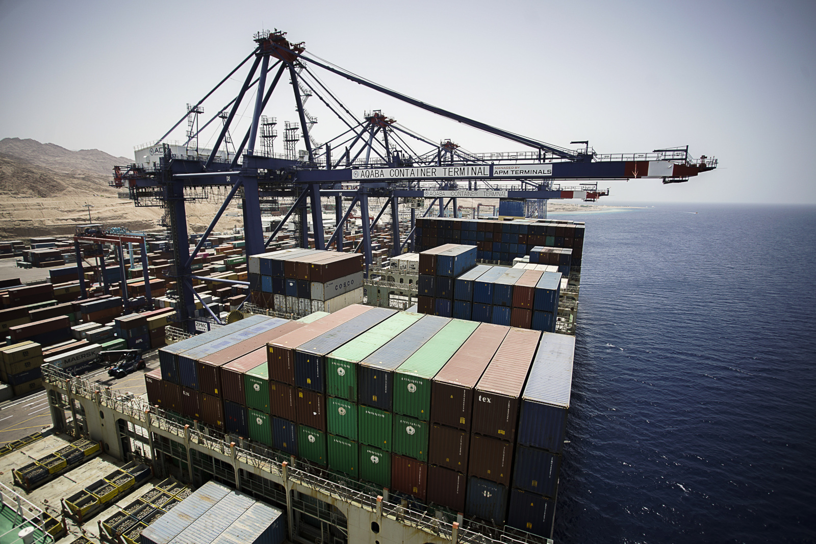 تراجع أعداد الحاويات الواردة لميناء العقبة بنسبة 31%