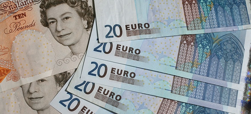 الاسترليني يرتفع أمام اليورو ويتراجع مقابل الدولار