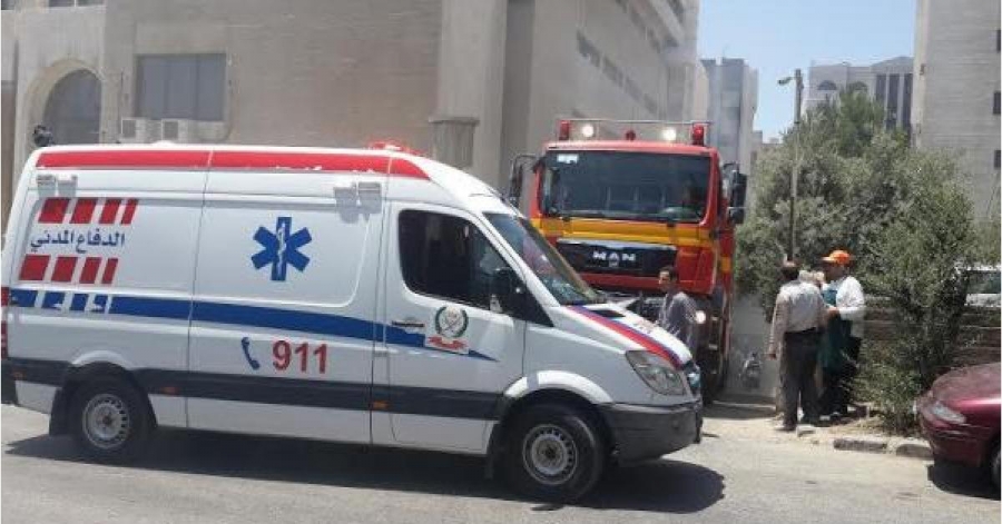 إنقاذ 3 أشخاص حاصرتهم النيران بحريق شقة في إربد