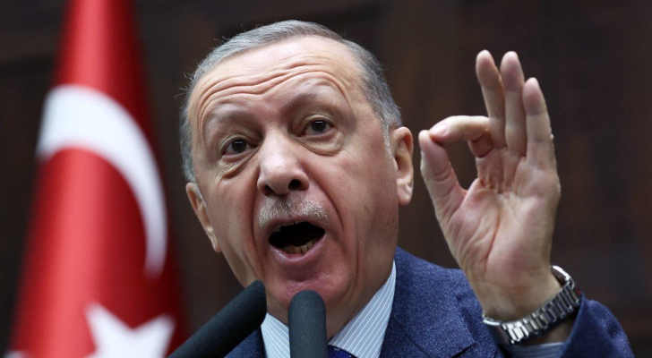 أردوغان يهدد بدخول فلسطين ..  وإسرائيل تذكره بمصير صدام حسين 