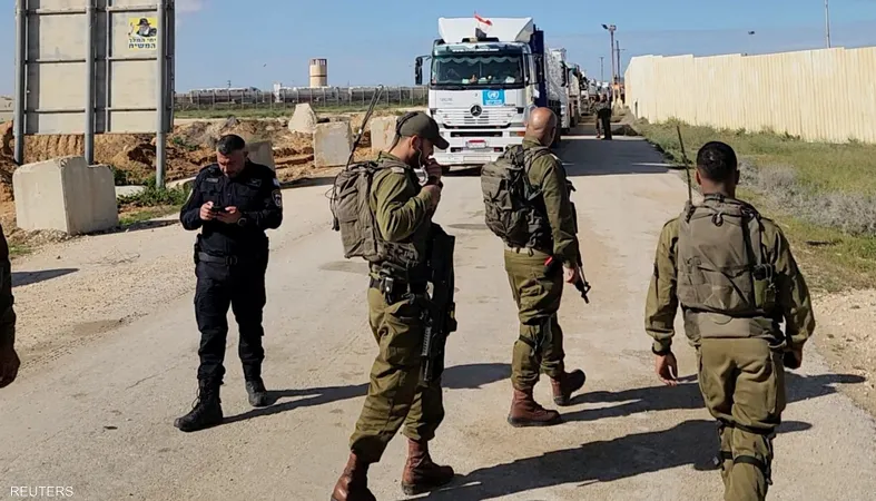 القوات الإسرائيلية تغلق معبر كرم أبو سالم لليوم الـ24