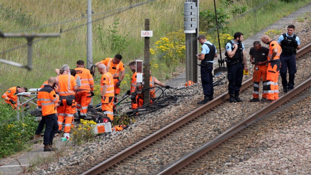 اضطراب متواصل في حركة القطارات السريعة الفرنسية غداة أعمال تخريب