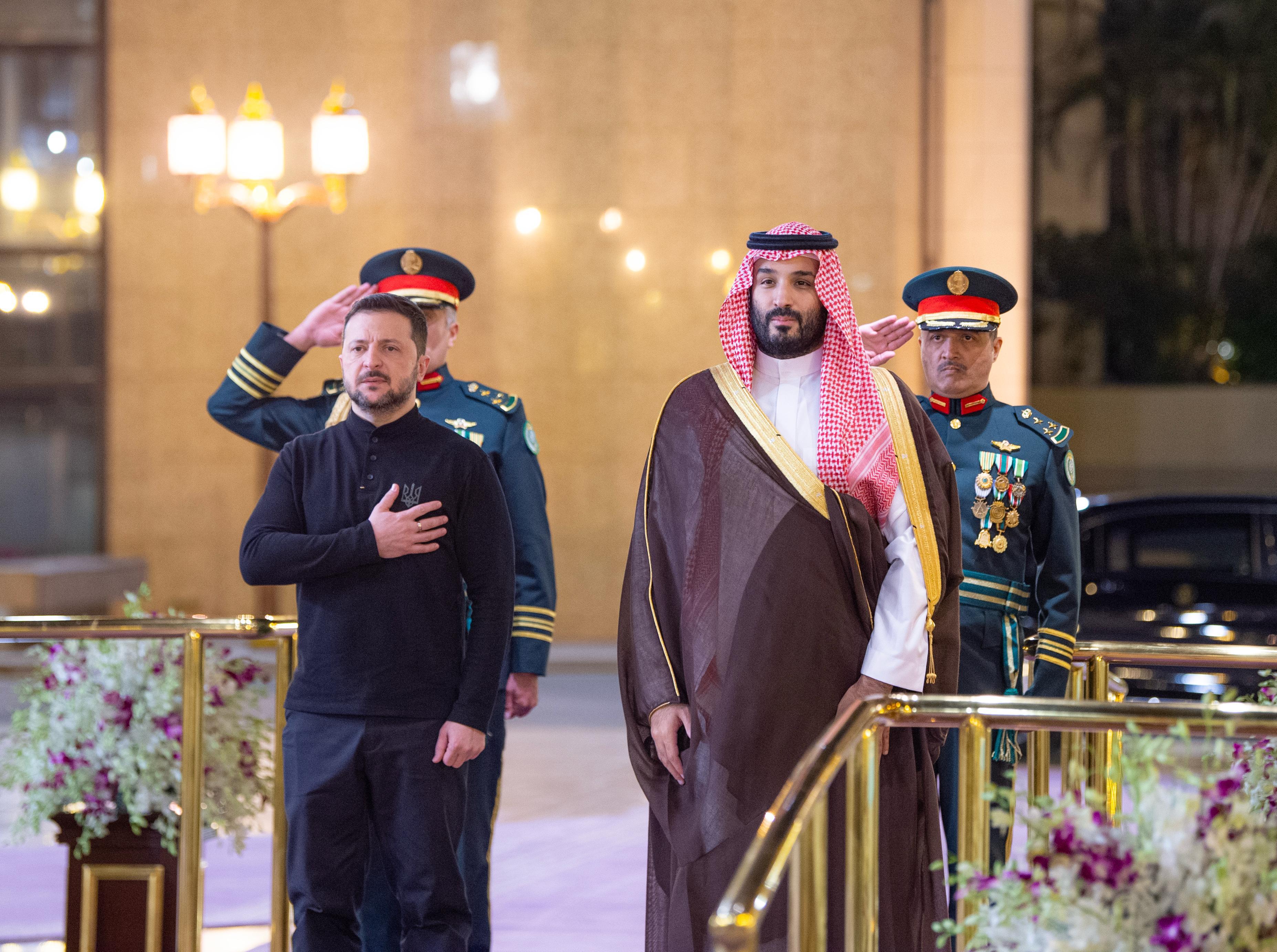 ابن سلمان يستقبل زيلينسكي في جدة 