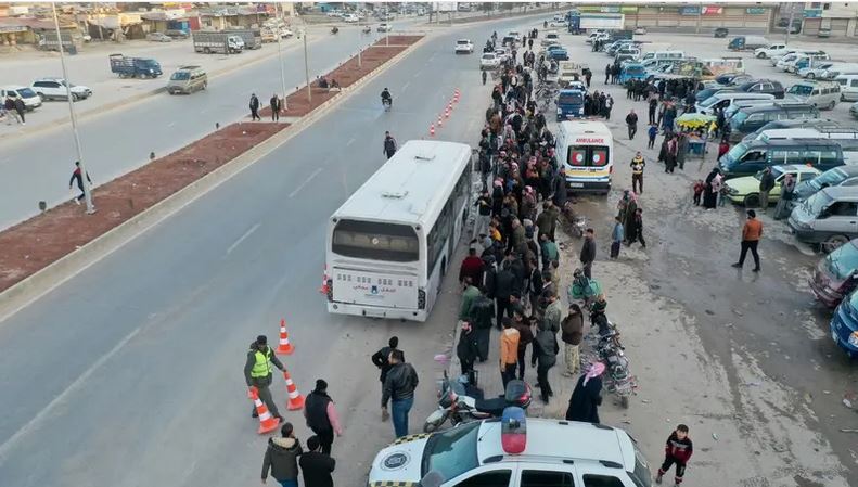 اللاجئون السوريون بتركيا في قلق وخوف بعد تسريب بياناتهم