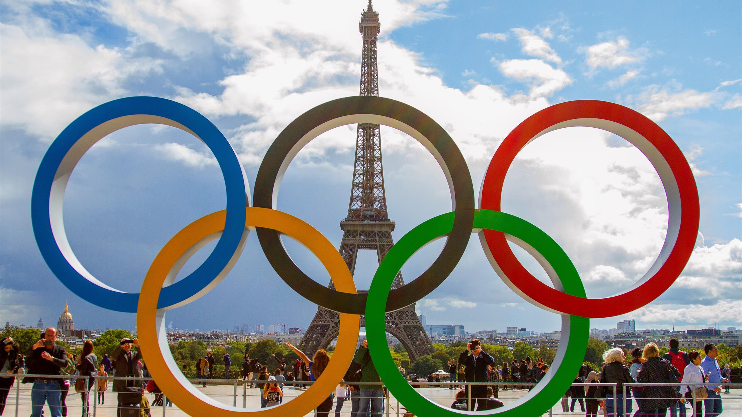 رئيس اللجنة الأولمبية الدولية يؤكد جاهزية باريس للأولمبياد